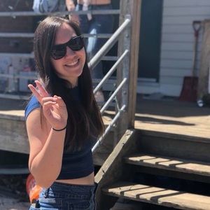 Meet your Posher, Nyatasha